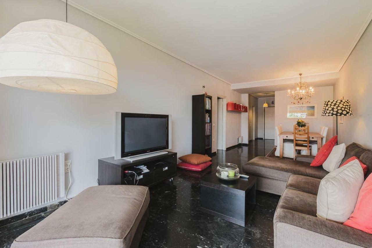 Spacious & Modern Flat In Heart Of Aten Exteriör bild
